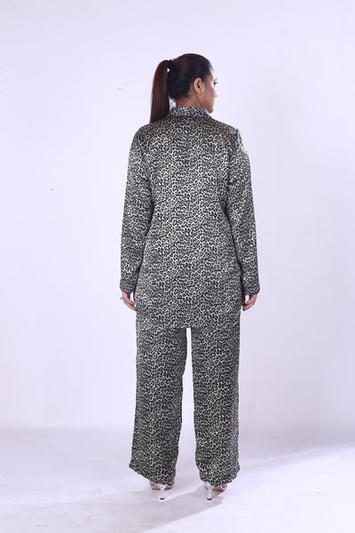 Evening Loungewear Style This Satin Co-Ord Set With Matching The Smooth Glossy Texture