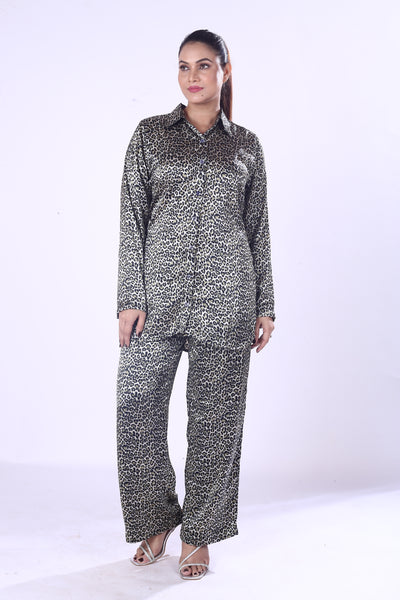 Evening Loungewear Style This Satin Co-Ord Set With Matching The Smooth Glossy Texture