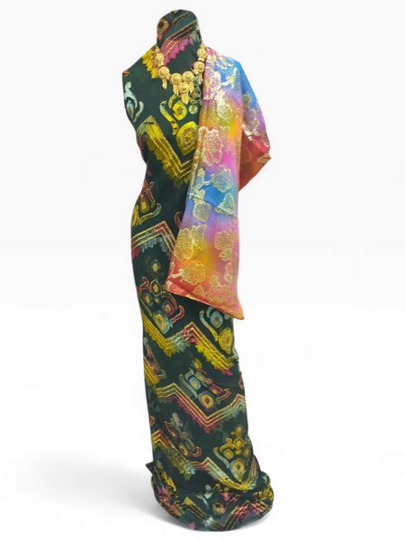 Premium Maqbal Dirac With Multicolor Shawl – Luxury Somali Wedding & Occasion Wear